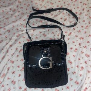 Vintage guess crossbody purse